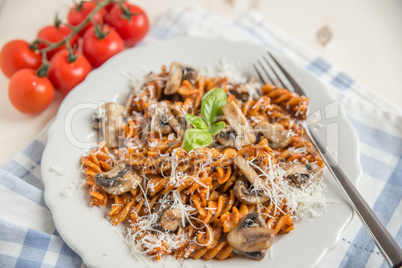 Pasta mit Tomatensauce