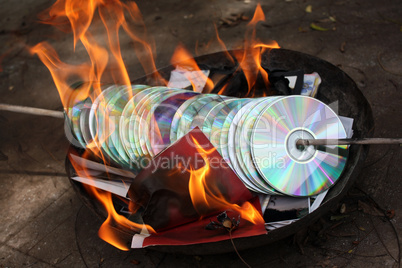 Burning Pirated CDs