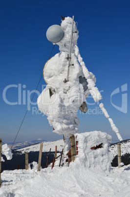 Frozen multiple purposes antenna