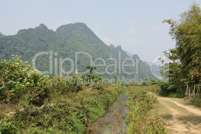 Landschaft um Vang Vieng, Laos, Asien