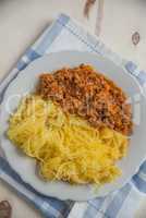 Spaghetti Kürbis mit Ragu