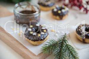 Weihnachtliche Donuts