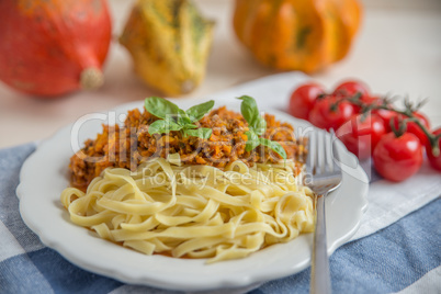 Pasta mit Bolognese Sauce