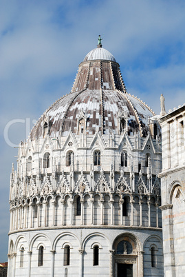 Pisa's Cathedral Square (Piazza del Duomo): The Pisa Baptistry
