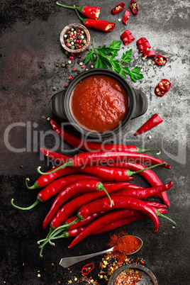 spicy chili sauce, ketchup