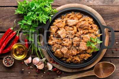 meat stew with cabbage
