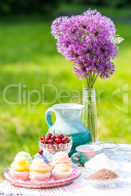 Cupcakes on the table