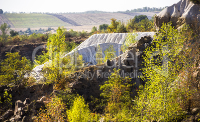 stones of deep quarry