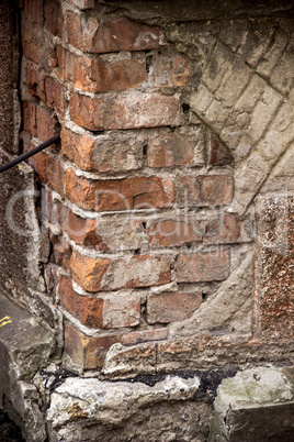 cracked brick corner