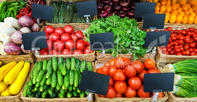 Fresh  vegetables  on shelf in supermarket.