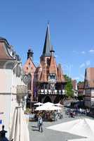 Rathaus und Stadtkirche in Michelstadt