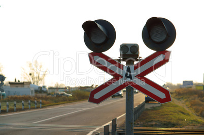 traffic lights, railroad crossing