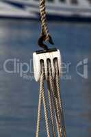 Sailing rope tension with the fishing pulley