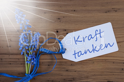 Sunny Srping Grape Hyacinth, Label, Kraft Tanken Means Relax