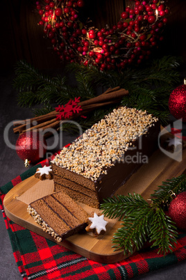 Filled gingerbread