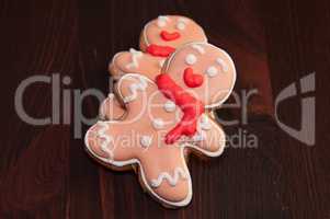 Two edible gingerbread man