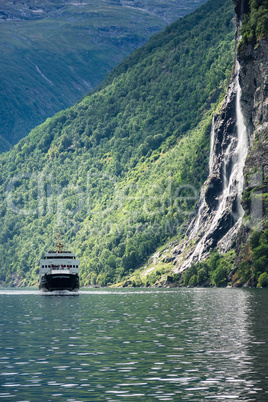 Blick auf den Geirangerfjord in Norwegen