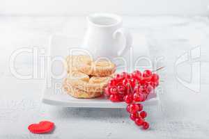 Heart-shaped biscuits wiith sugar and cinnamon