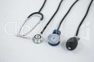 Blood pressure measuring equipment and stethoscope