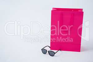 Shopping bag with sunglasses