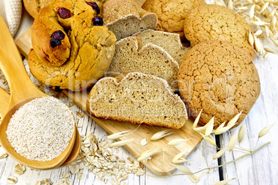 Bread and biscuits oat with bran on board