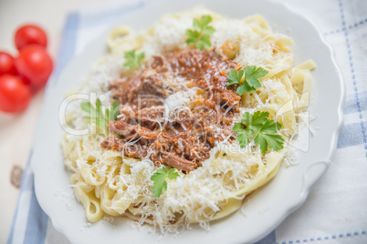 Pasta mit Bolognese Sauce