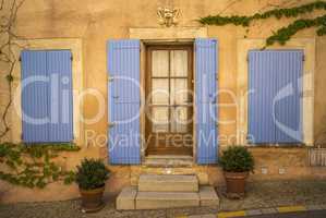Fenster in der Provence