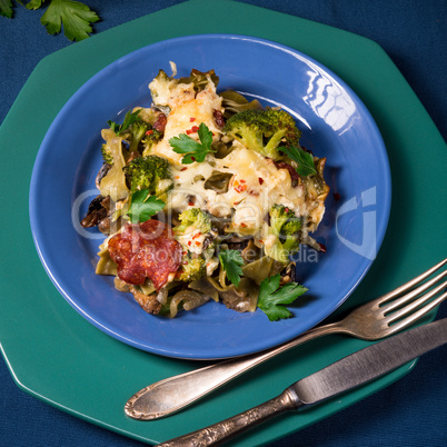 Ribbon pasta Casserole with chorizo and vegetables