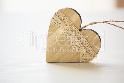 pendant wooden heart