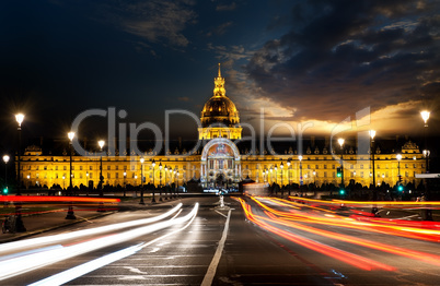 Les Invalides in evening