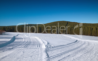 cross country skiing way