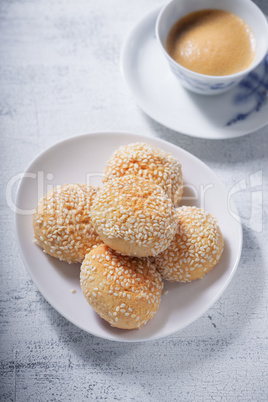 Almond cookies and coffee