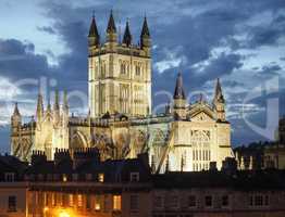 Bath Abbey in Bath at night