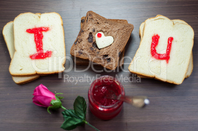 photo love delicious slice of bread