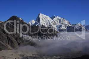 Snow capped Mt Cholatse.