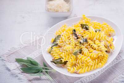 Pasta with garlic and sage