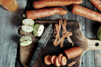 process of making apple carrot juice