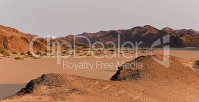 Etosha-Nationalpark Berg Landschaft in Namibia Südafrika