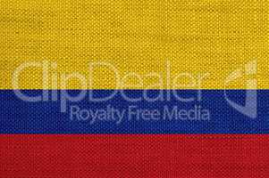 Fahne von Kolumbien auf altem Leinen