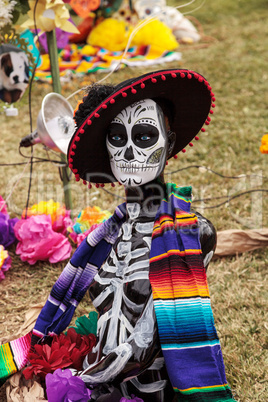 Flower and skeleton alter at Dia de los Muertos