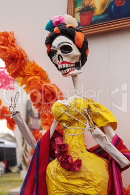 Flower and skeleton alter at Dia de los Muertos