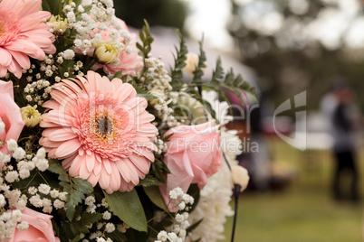 Bouquet of pink roses and pink gerbera daisies