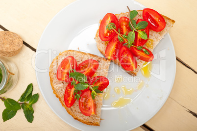 Italian tomato bruschetta