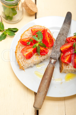 Italian tomato bruschetta