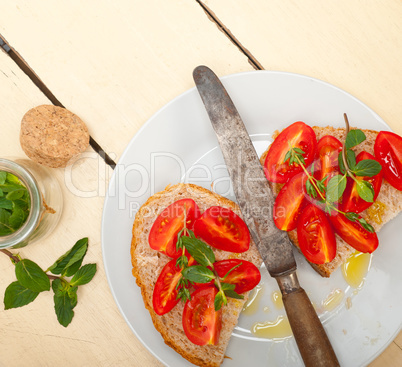 Italian tomato bruschetta