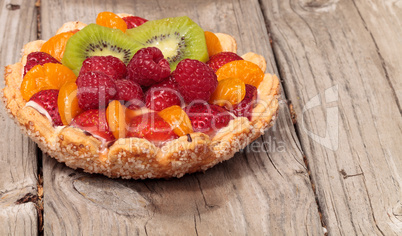 Fruit tart with yellow custard