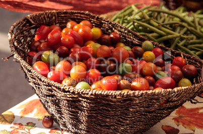 Red and green cherry tomatoes