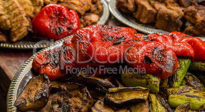 Grilled vegetables with meat