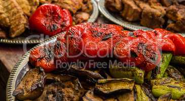 Grilled vegetables with meat