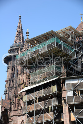 Baugerüst am Freiburger Münster